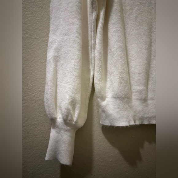 SHEIN Off-Shoulder Cream Sweater - Picture 2 of 4